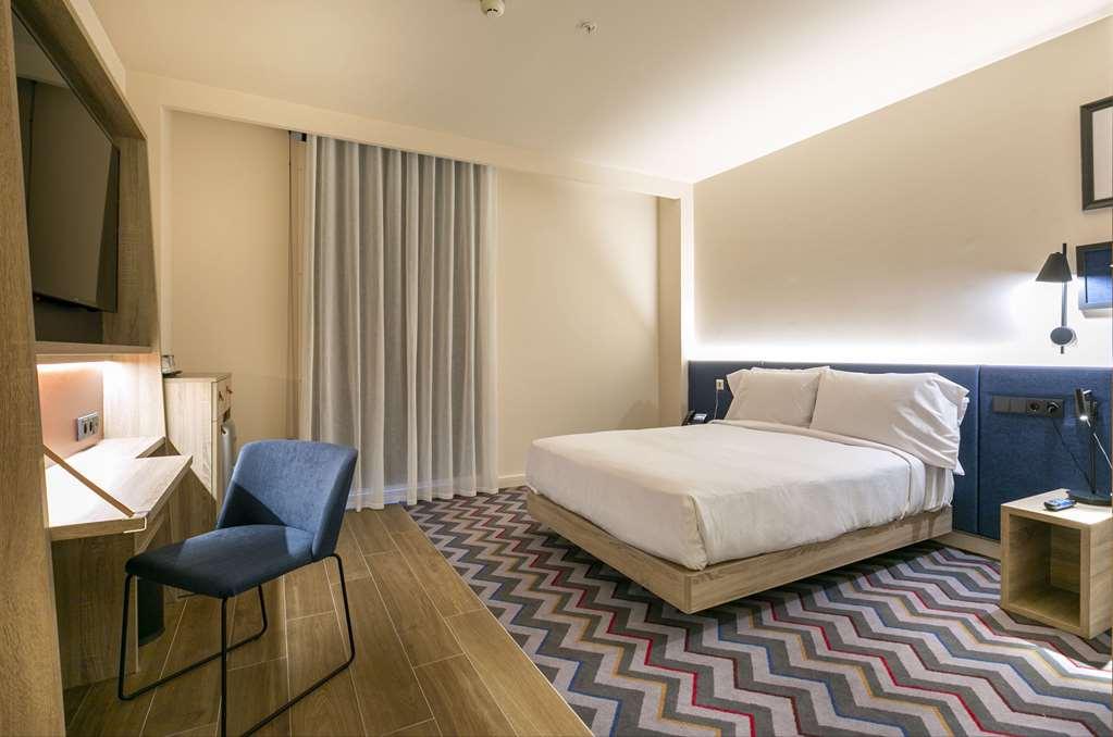 Hampton By Hilton Alcobendas Madrid الغرفة الصورة